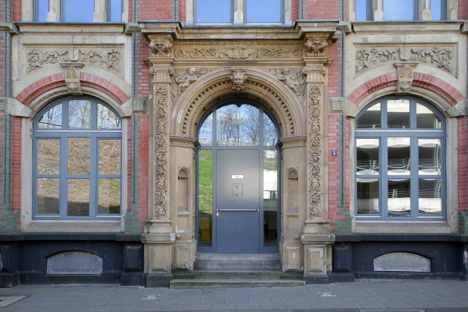 Historic entrance at the Bogen 2 venue