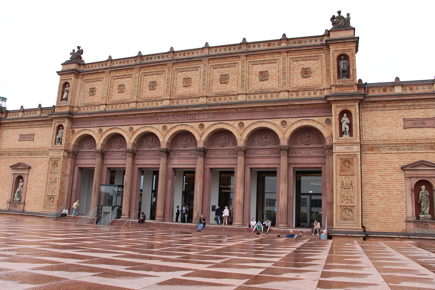 Historic main building of Hamburger Kunsthalle