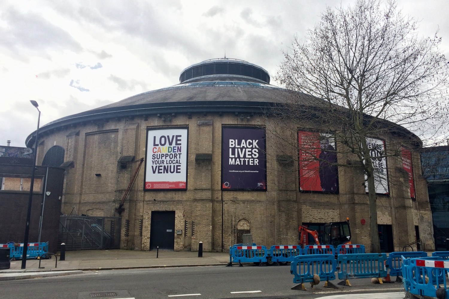 Circular Roundhouse building in Camden