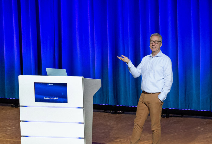 Jan Ditgen giving an AI talk on artificial intelligence